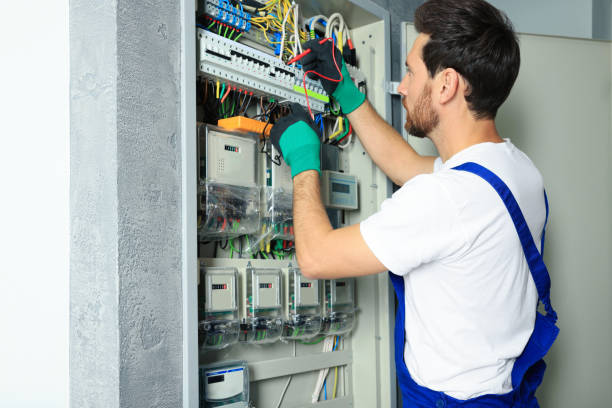 Best Affordable Emergency Electrician  in Ocklawaha, FL